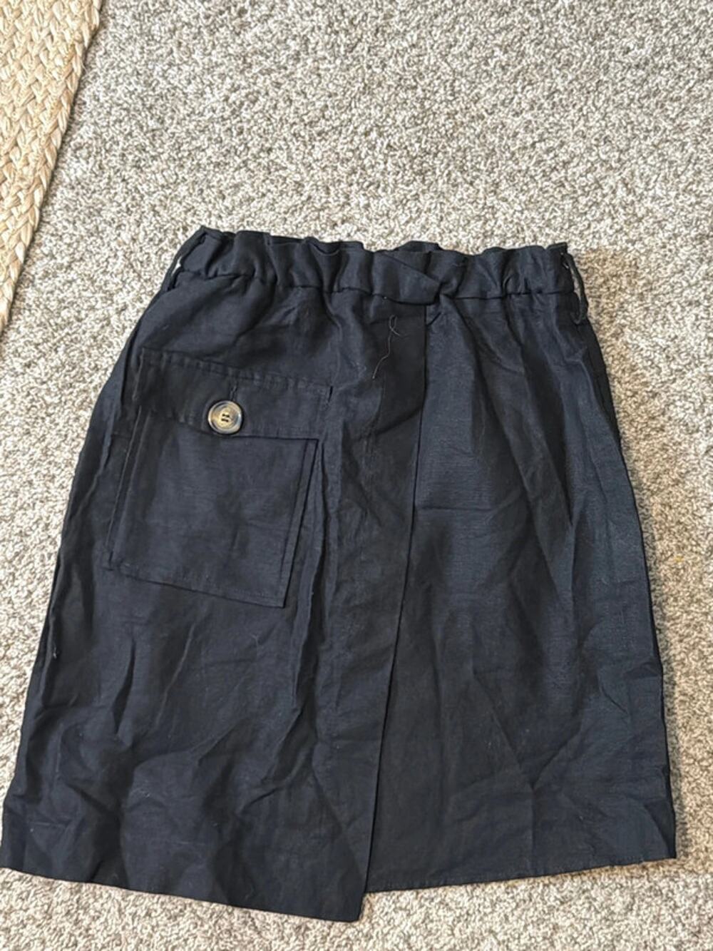 Zara basic black skirt paper bag waste EUC S 3076